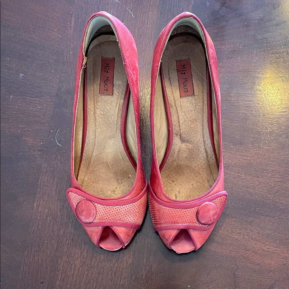 Miz Mooz Scarlet Peep Toe Heels Sz 7.5